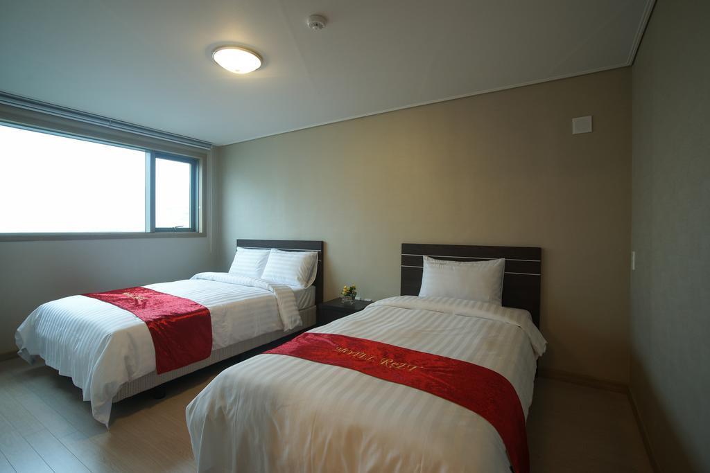 R&T Hotel 济州市 客房 照片